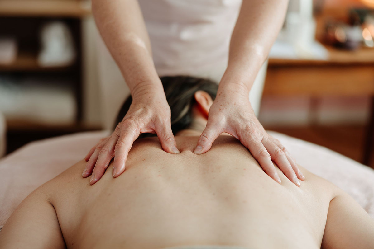 Ein entspannter und starker Rücken - Rückenmassage Chur